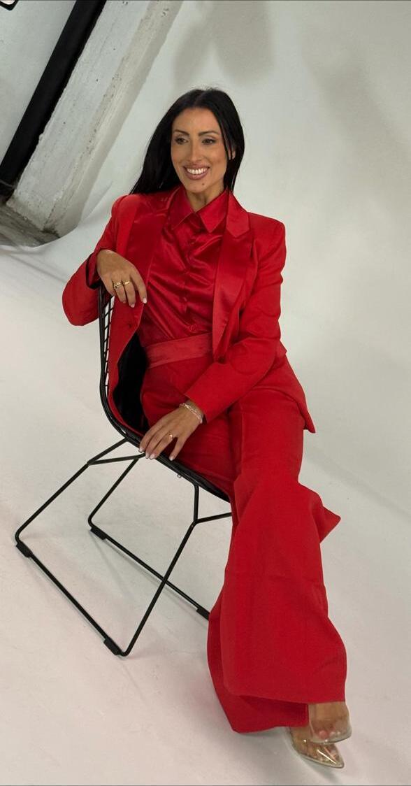 Dra. Maia Siciliano en sesión editorial